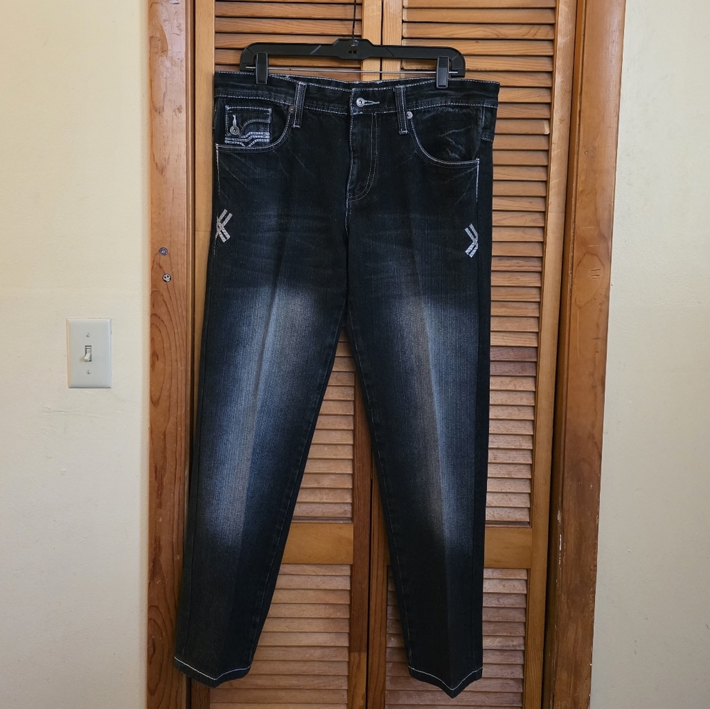 EUC True Republic Mens Faded Jeans Size 34x32